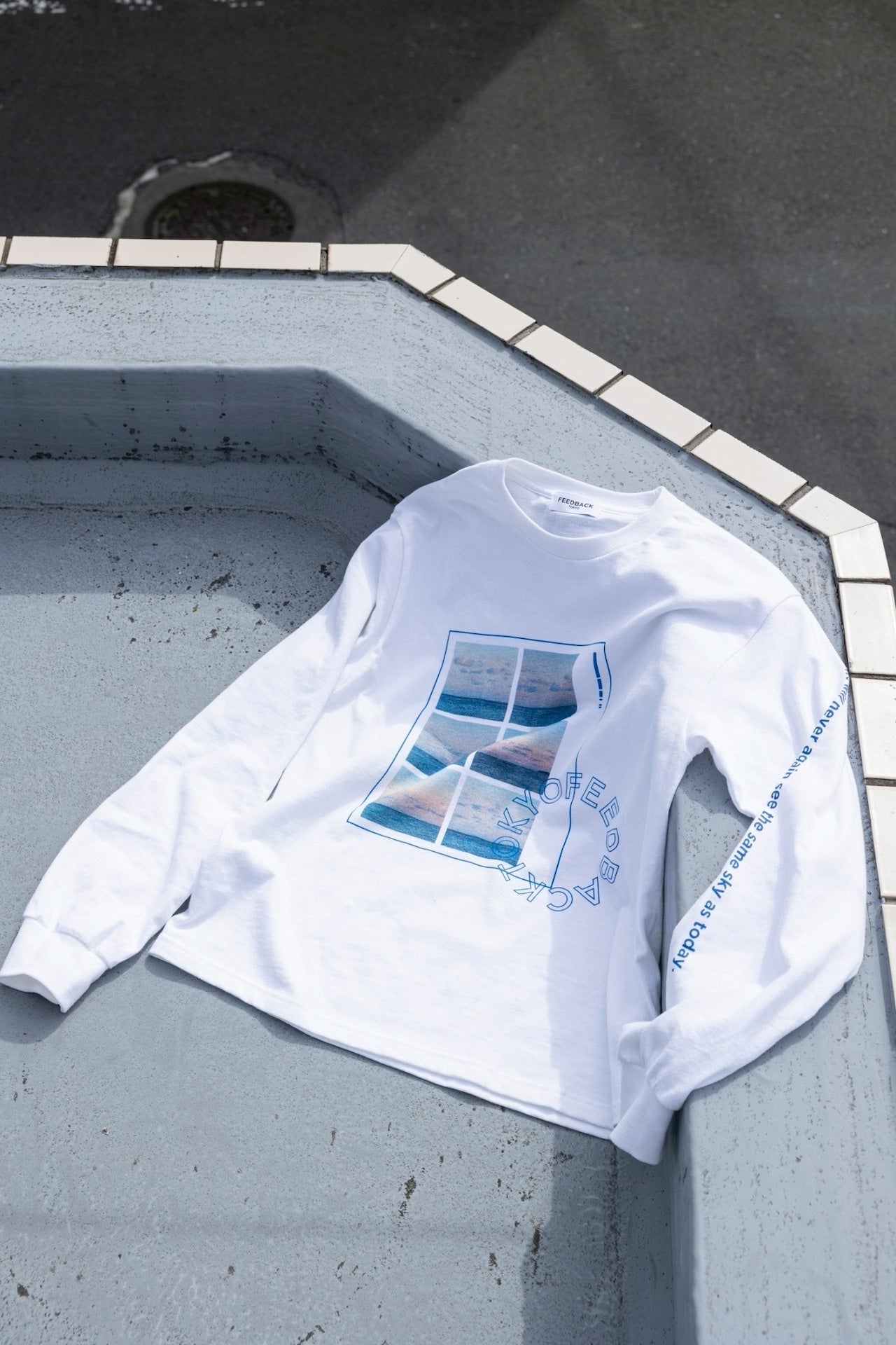 FEEDBACK Sky Photo Print Long Sleeve T-shirt WHITE