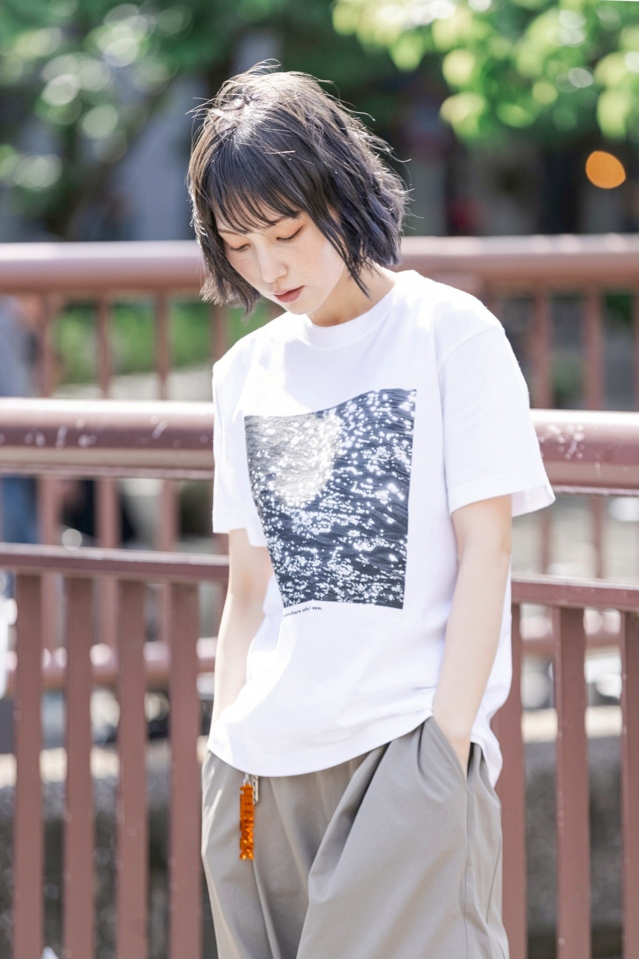 FEEDBACK River Photo Print T-shirt WHITE